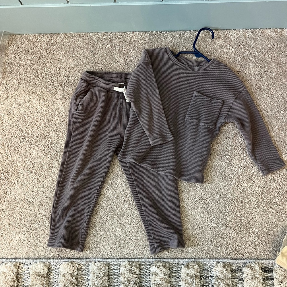 Zara 2 piece waffle knit set size 2-3